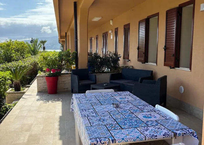 Sunset Vibes Apartment Cefalu